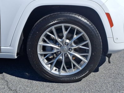 2022 Jeep Grand Cherokee Summit
